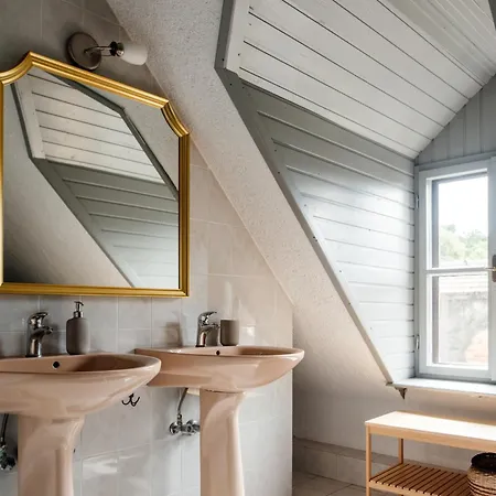 Zelna 아파트 블로톤퓌레드