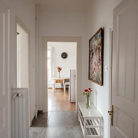 Zelna Apartment *